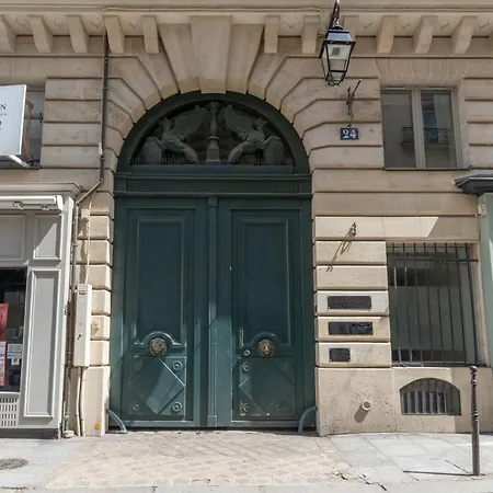 Appartement Merveilleux En Pleins Coeurs Du Marais Paris
